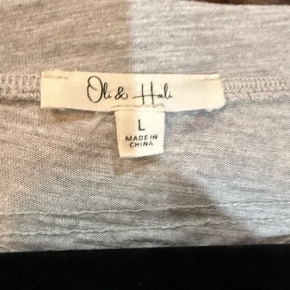 New!! Oli & Hali Gray Sweatshirt with Cream Heart Details - Picture 6 of 7